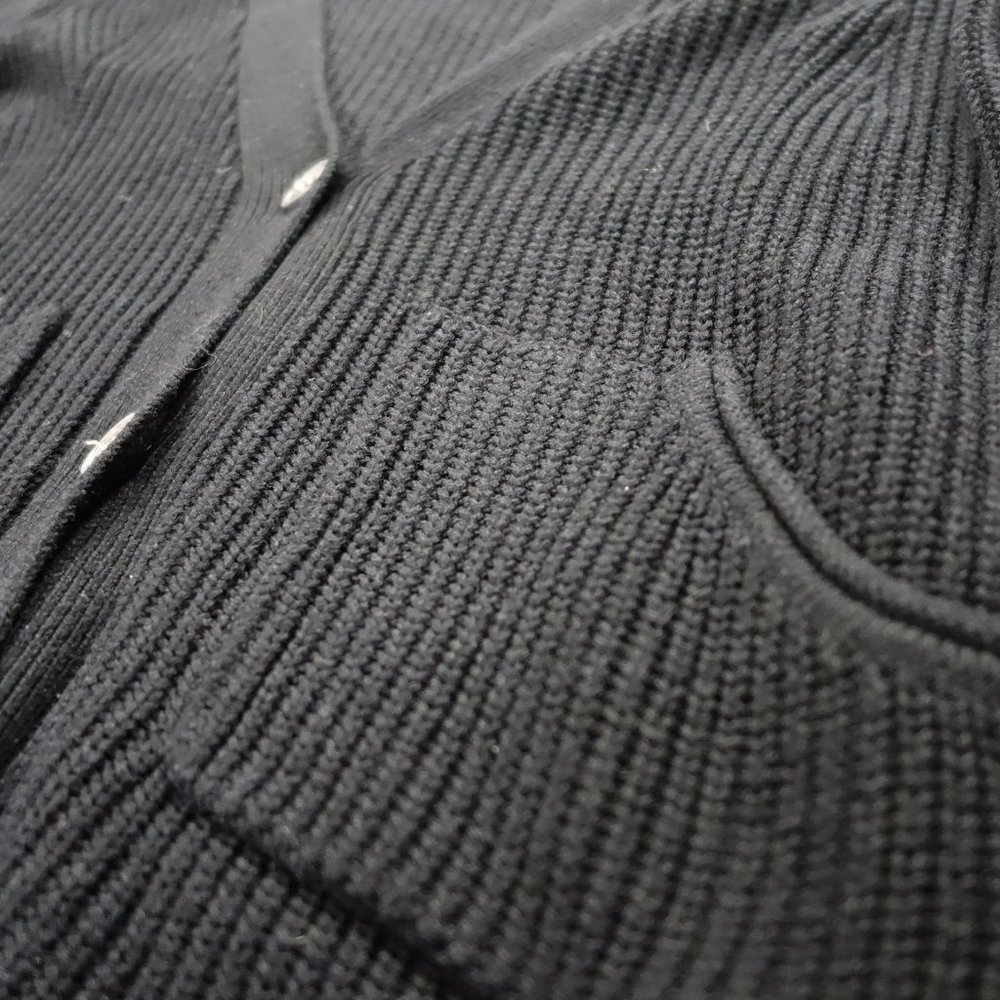 Yoon Sweater - Picture 4 of 10